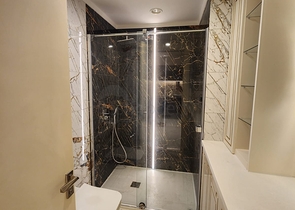 Zweizimmerwohnung in einem Komplex in erster Linie in Mahmutlar