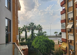 Zweizimmerwohnung in einem Komplex in erster Linie in Mahmutlar