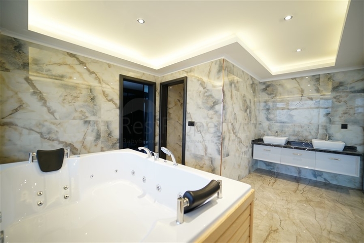 Einzigartige Villa mit Panoramablick auf Alanya