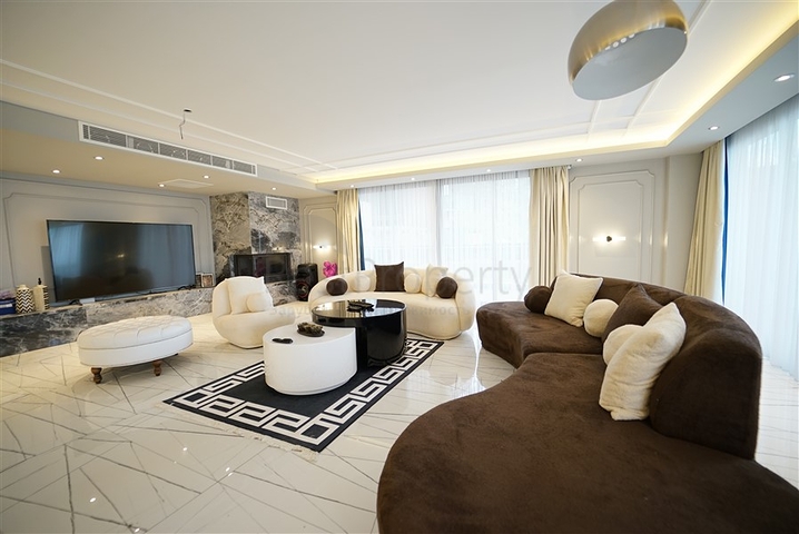 Einzigartige Villa mit Panoramablick auf Alanya