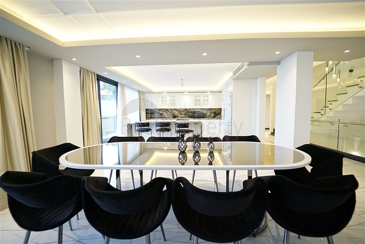 Einzigartige Villa mit Panoramablick auf Alanya