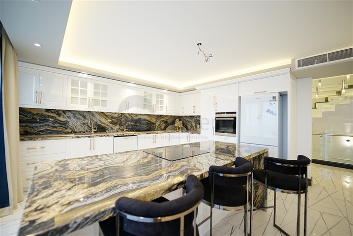 Einzigartige Villa mit Panoramablick auf Alanya