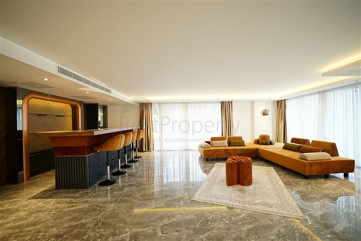 Einzigartige Villa mit Panoramablick auf Alanya