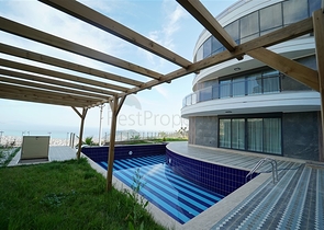 Einzigartige Villa mit Panoramablick auf Alanya