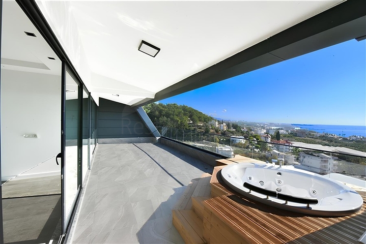 Komplex von luxuriösen Villen mit Meerblick in Avsallar