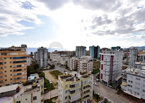 3+1 Penthouse mit Meerblick im Stadtteil Mahmutlar