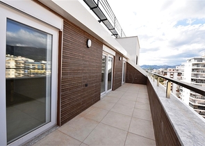 3+1 Penthouse mit Meerblick im Stadtteil Mahmutlar