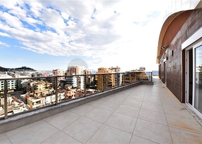 3+1 Penthouse mit Meerblick im Stadtteil Mahmutlar