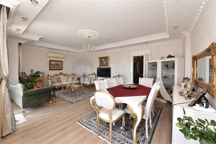 3+1 Wohnung mit Meerblick