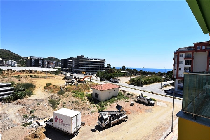 1+1 Wohnung 200 m vom Strand entfernt im Stadtteil Kargicak 