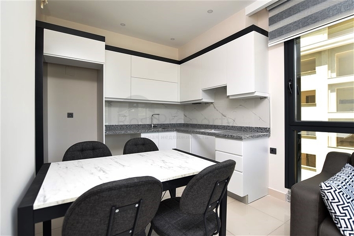 1+1 Wohnung 200 m vom Strand entfernt im Stadtteil Kargicak 