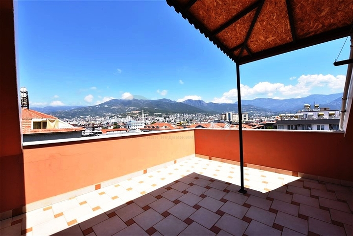 Penthouse 5+1 im Stadtteil Oba, 600 m vom Meer entfernt