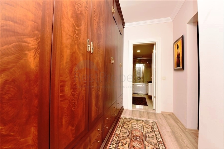 Penthouse 5+1 im Stadtteil Oba, 600 m vom Meer entfernt