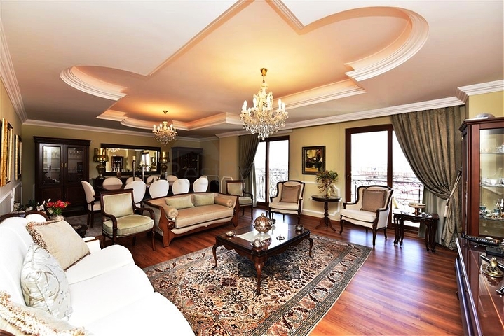 Penthouse 5+1 im Stadtteil Oba, 600 m vom Meer entfernt