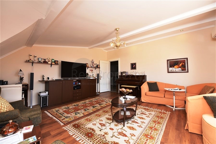 Penthouse 5+1 im Stadtteil Oba, 600 m vom Meer entfernt