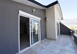 Penthouse mit Bergblick im Stadtteil Mahmutlar