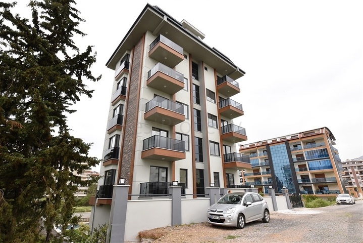 Penthouse zum Verkauf 2+1 mit Meerblick im Stadtteil Kestel