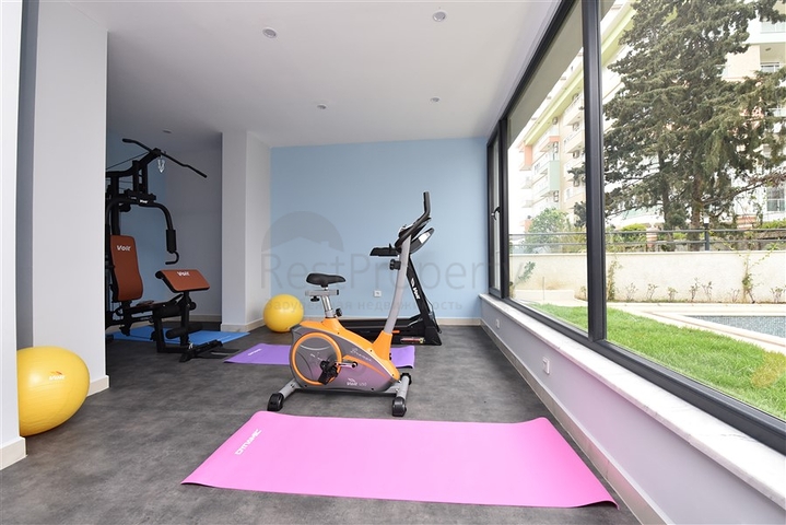 Penthouse zum Verkauf 2+1 mit Meerblick im Stadtteil Kestel