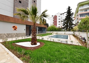 Penthouse zum Verkauf 2+1 mit Meerblick im Stadtteil Kestel