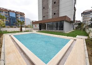 Penthouse zum Verkauf 2+1 mit Meerblick im Stadtteil Kestel