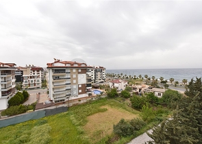 Penthouse zum Verkauf 2+1 mit Meerblick im Stadtteil Kestel