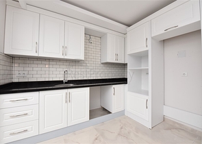 Penthouse zum Verkauf 2+1 mit Meerblick im Stadtteil Kestel