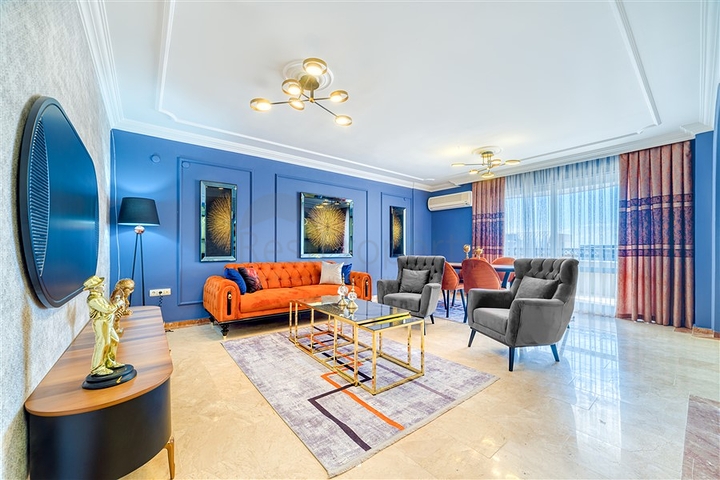 2+1 Wohnung im Stadtteil Mahmutlar, 500 Meter vom Meer entfernt