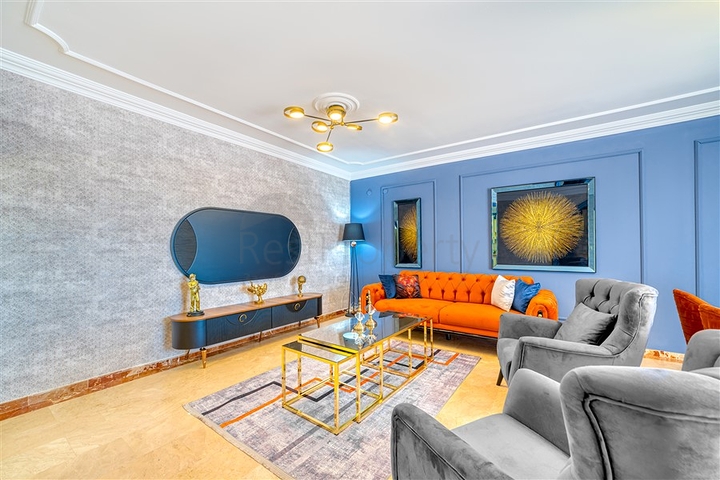 2+1 Wohnung im Stadtteil Mahmutlar, 500 Meter vom Meer entfernt