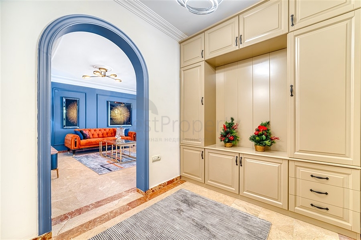 2+1 Wohnung im Stadtteil Mahmutlar, 500 Meter vom Meer entfernt