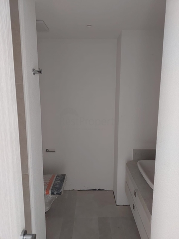 Projekt an der ersten Küste im Yalıkavak-Gebiet