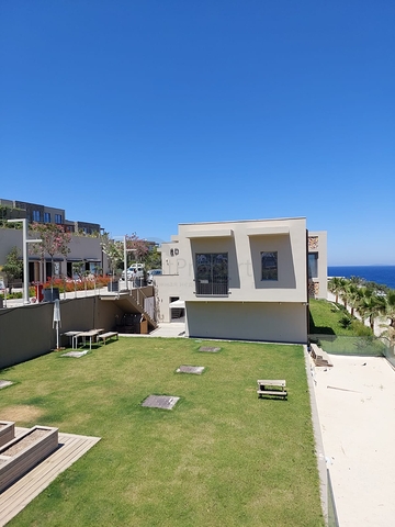 Projekt an der ersten Küste im Yalıkavak-Gebiet