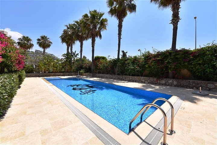 Maisonette-Garten in der Nähe des Meeres in Konakly