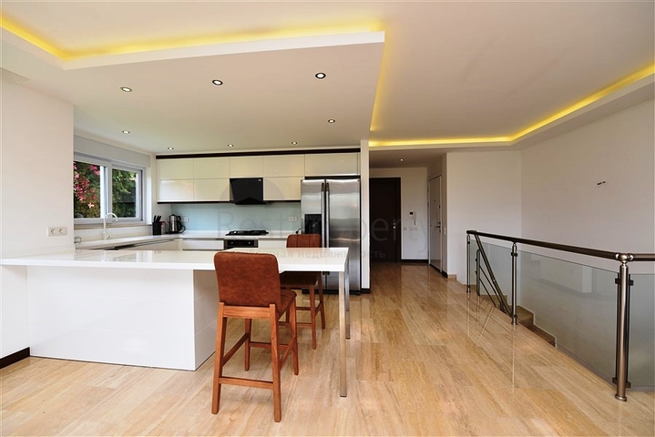 Maisonette-Garten in der Nähe des Meeres in Konakly