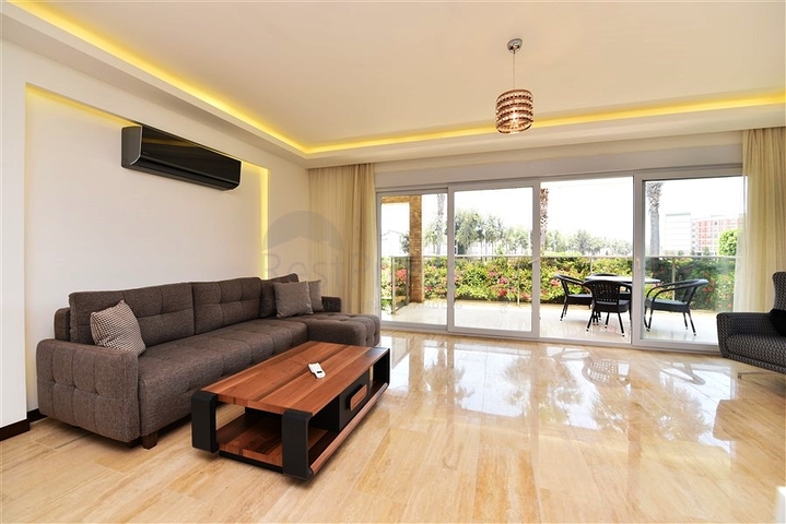 Maisonette-Garten in der Nähe des Meeres in Konakly