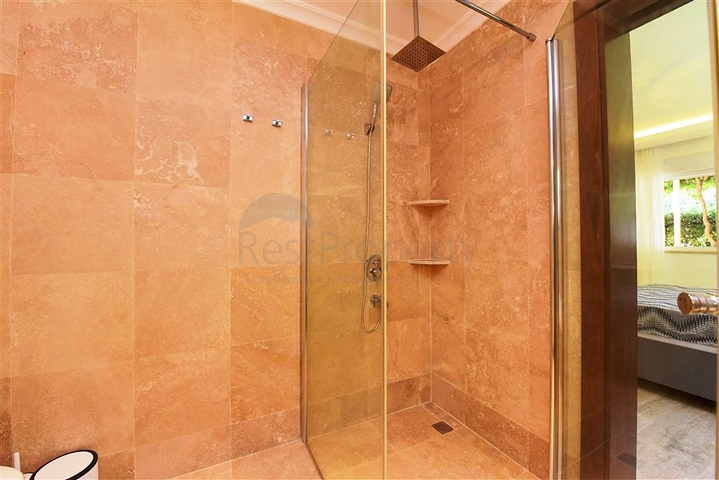 Maisonette-Garten in der Nähe des Meeres in Konakly