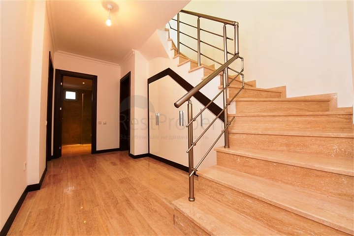 Maisonette-Garten in der Nähe des Meeres in Konakly