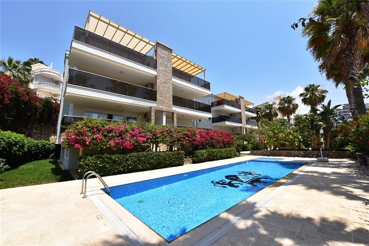 Maisonette-Garten in der Nähe des Meeres in Konakly