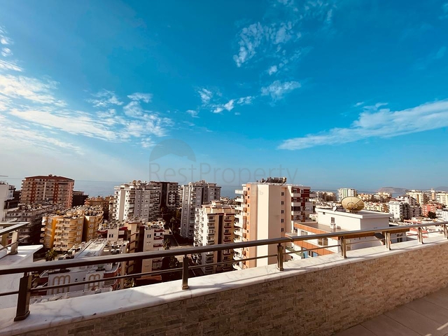 Penthouse mit unglaublichem Panoramablick