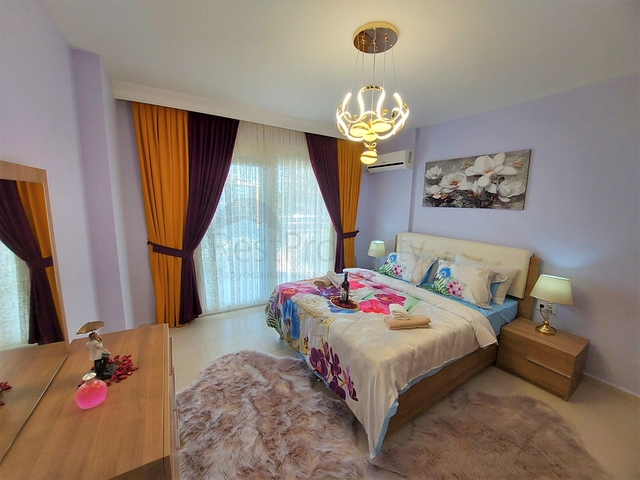 Geräumige 2+1-Wohnung 500 Meter vom Meer entfernt