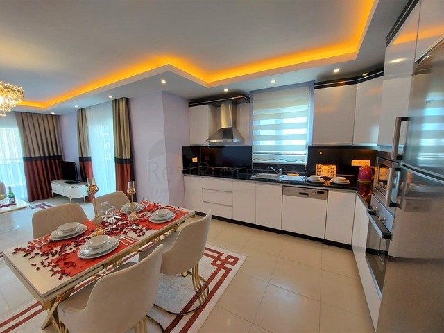 Geräumige 2+1-Wohnung 500 Meter vom Meer entfernt