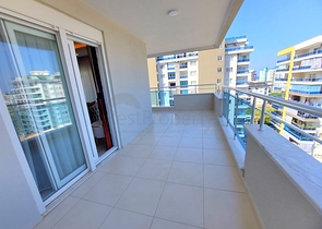 Geräumige 2+1-Wohnung 500 Meter vom Meer entfernt