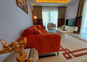 Geräumige 2+1-Wohnung 500 Meter vom Meer entfernt