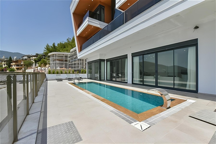 Villen mit atemberaubender Aussicht in Bektas