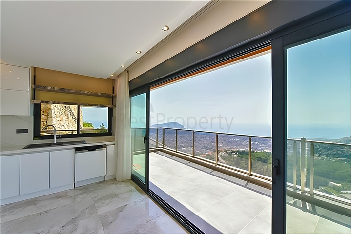 Villen mit atemberaubender Aussicht in Bektas