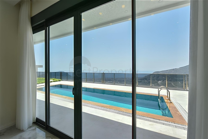 Villen mit atemberaubender Aussicht in Bektas