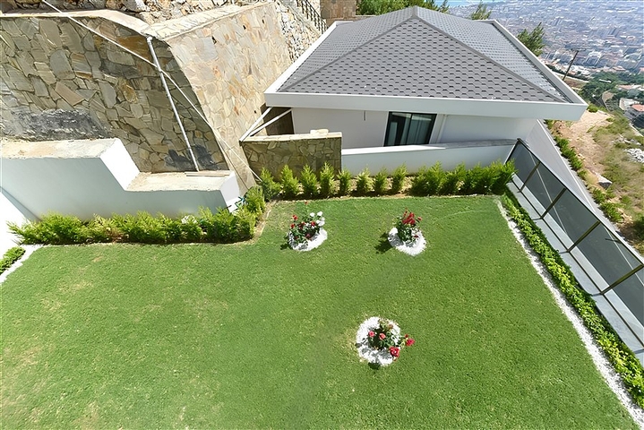 Villen mit atemberaubender Aussicht in Bektas