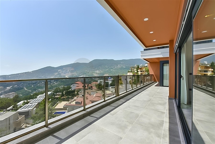 Villen mit atemberaubender Aussicht in Bektas