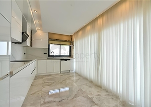 Villen mit atemberaubender Aussicht in Bektas