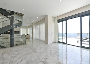 Villen mit atemberaubender Aussicht in Bektas