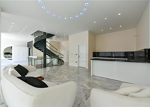 Villen mit atemberaubender Aussicht in Bektas